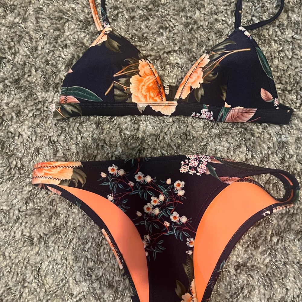 Triangle bathing suit